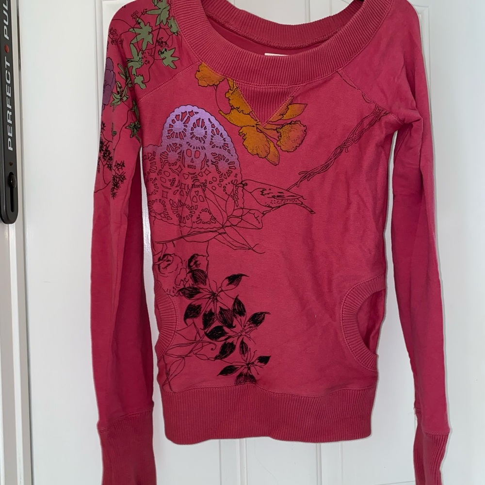 Urban Outfitters pink/red vintage graphic sweater